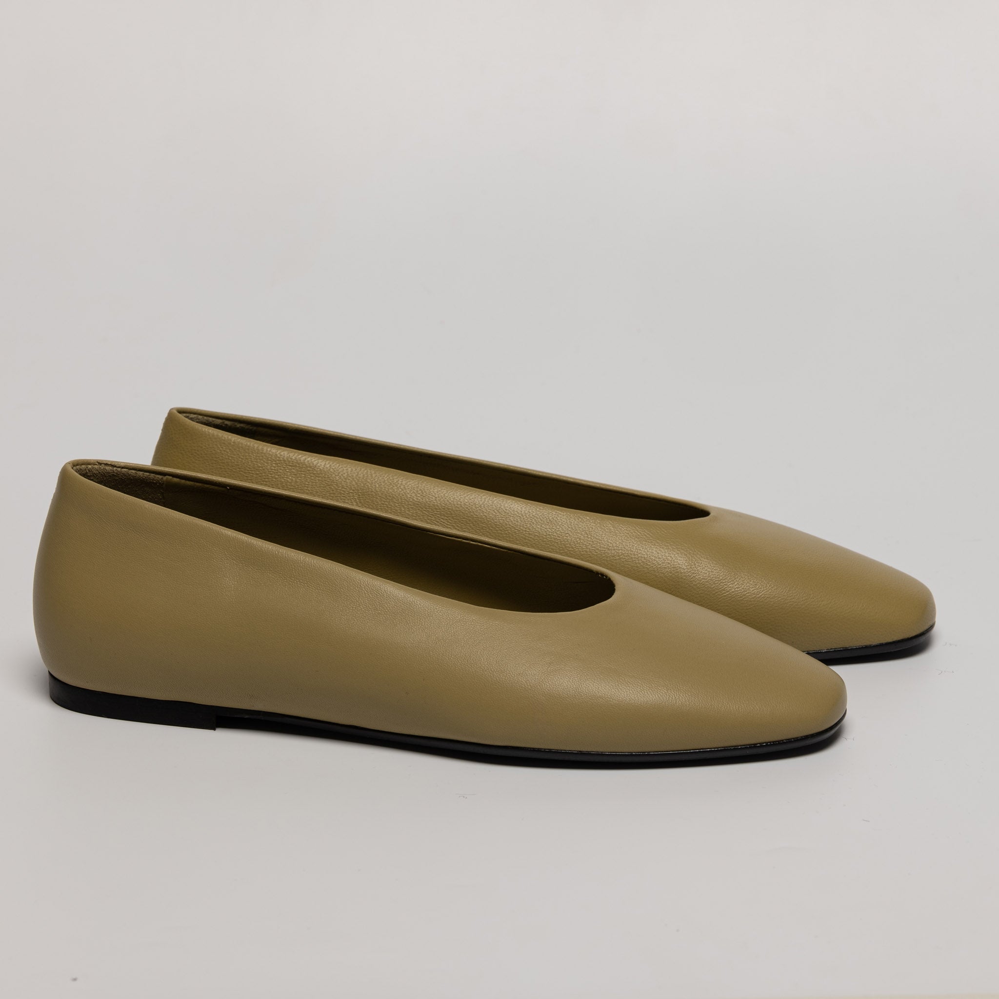 FORMA – Ballerina Essential | Nappa asparago