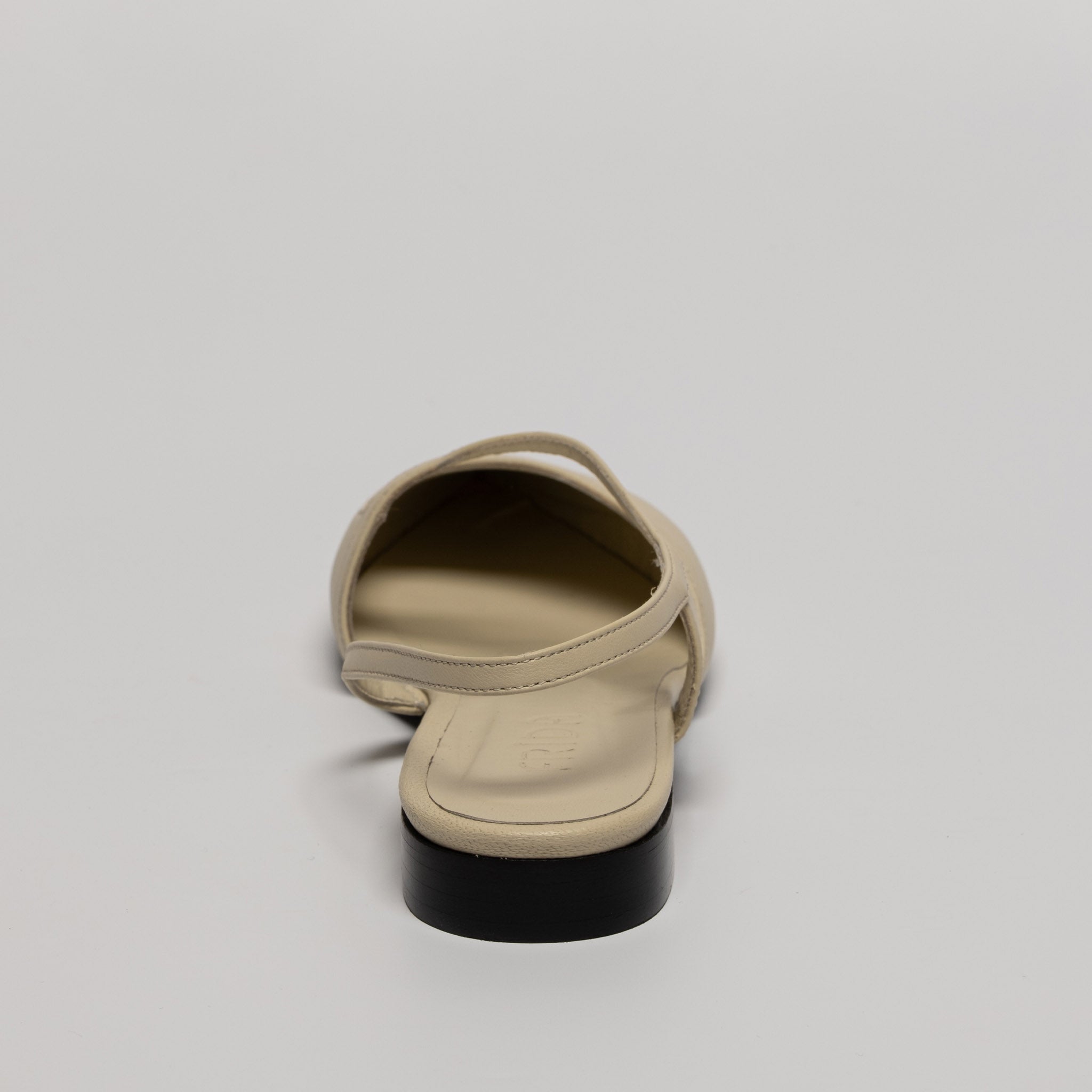 LINEA – Slingback Essential | Nappa crema