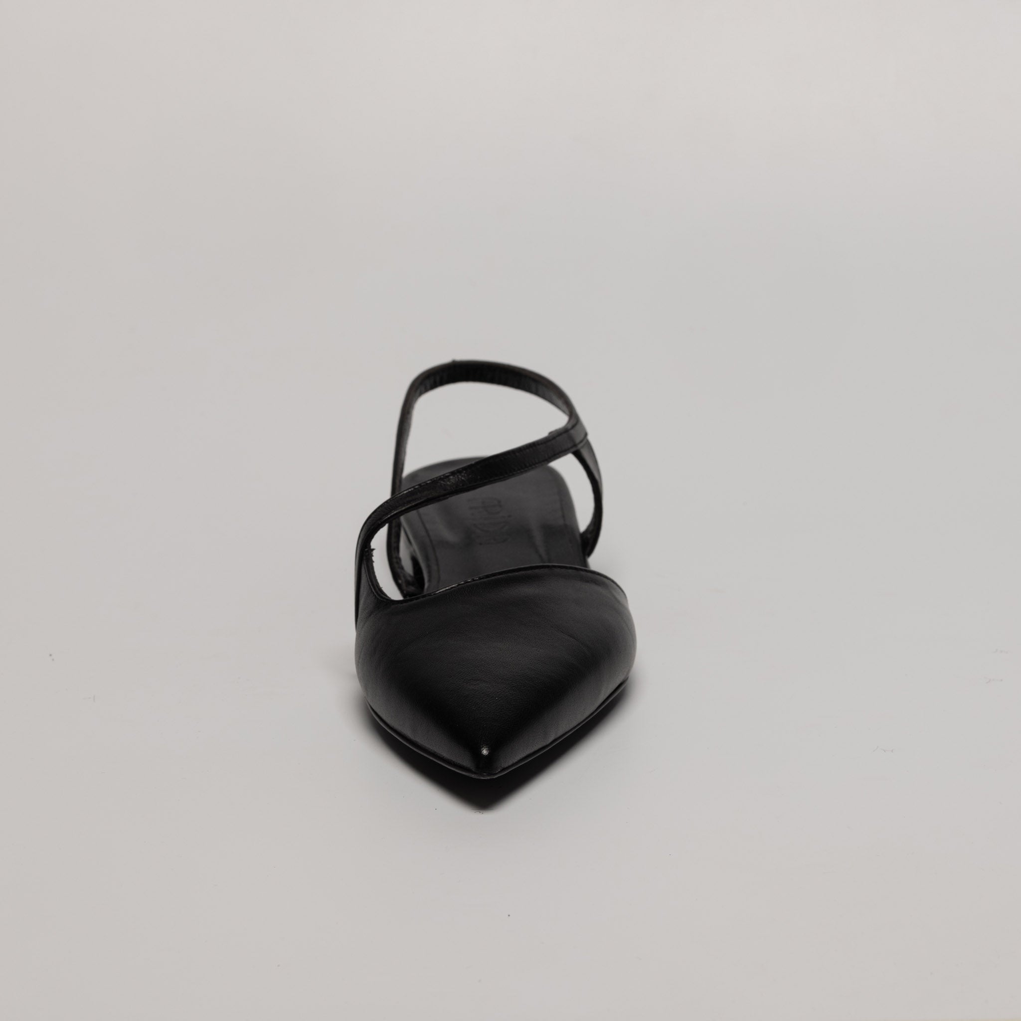 LINEA – Slingback Essential | Nappa nera