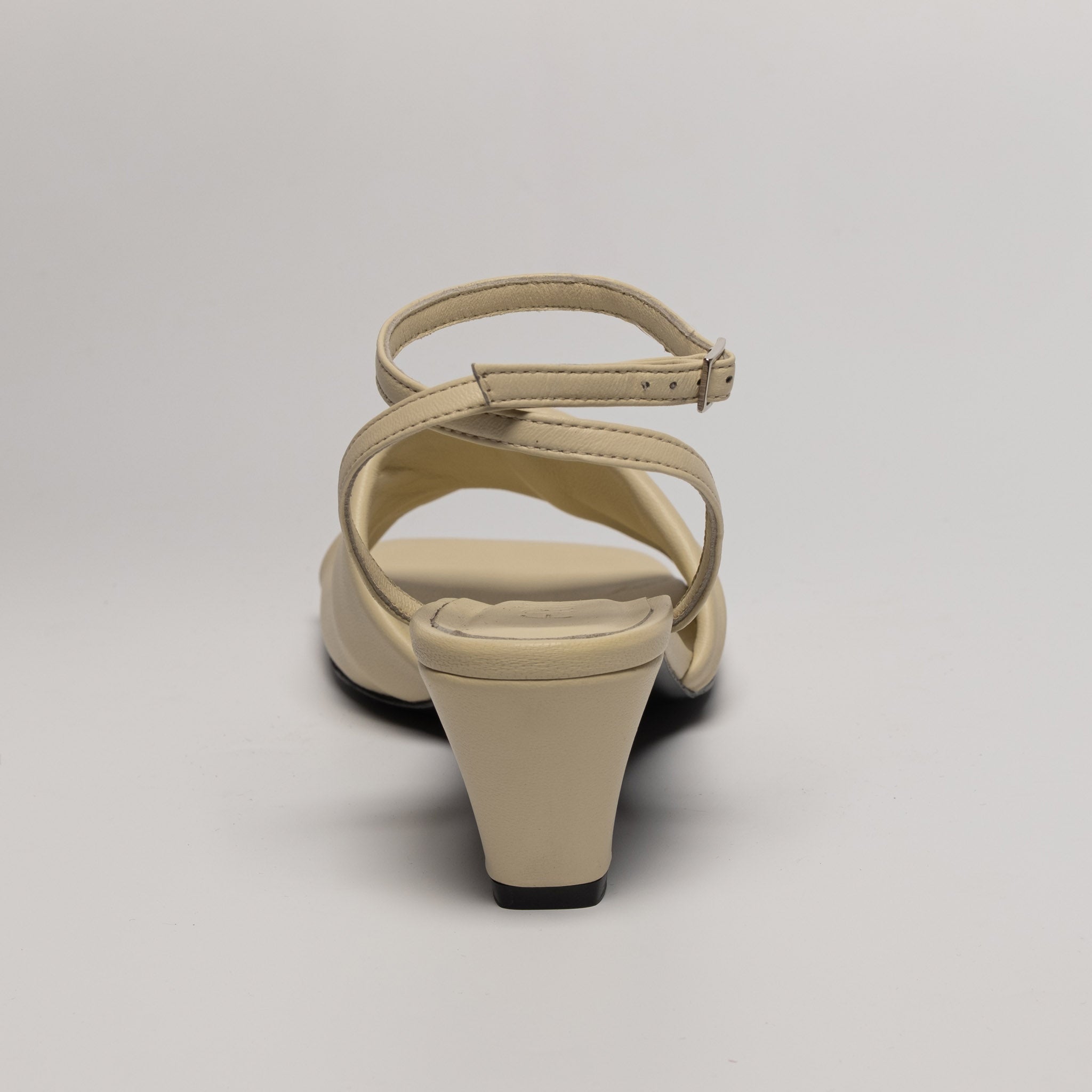 ALBA – Sandalo Essential | Nappa crema