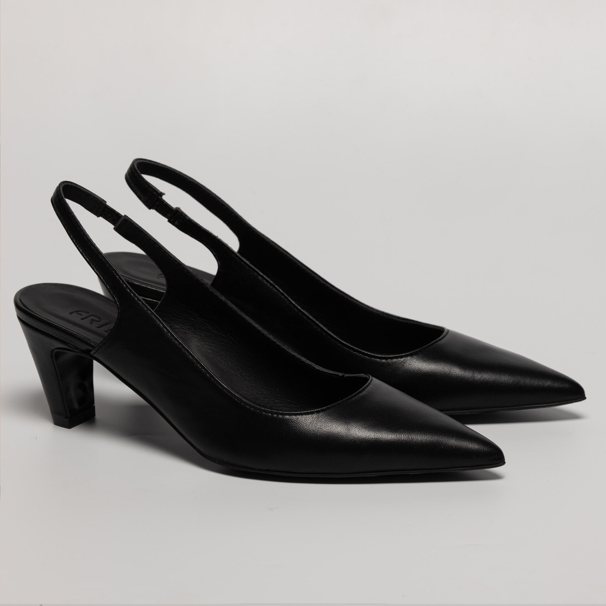 LUCE – Slingback Essential | Nappa nera
