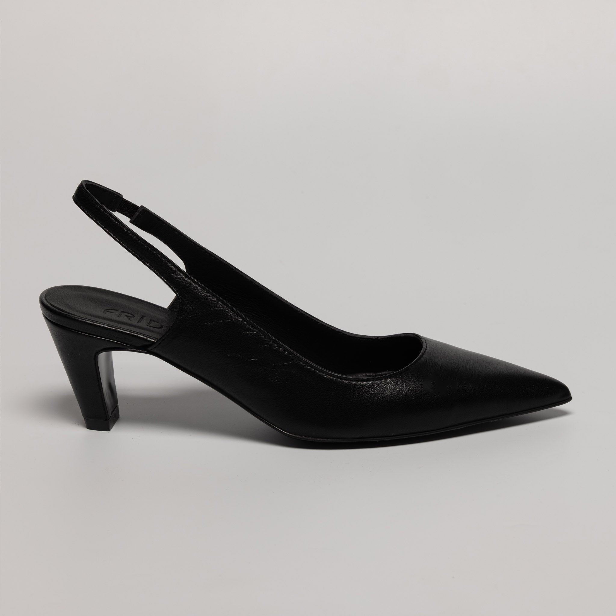 LUCE – Slingback Essential | Nappa nera