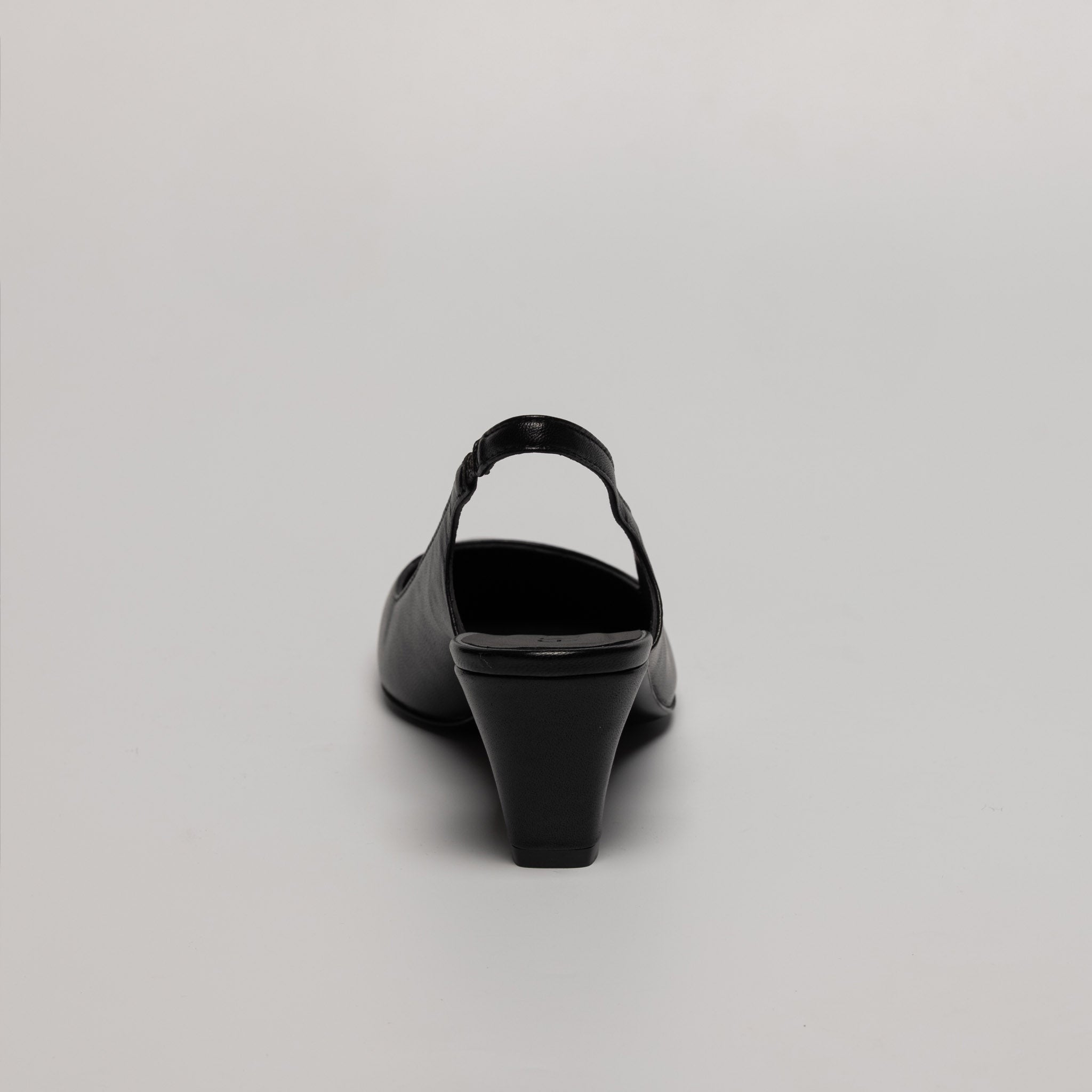LUCE – Slingback Essential | Nappa nera