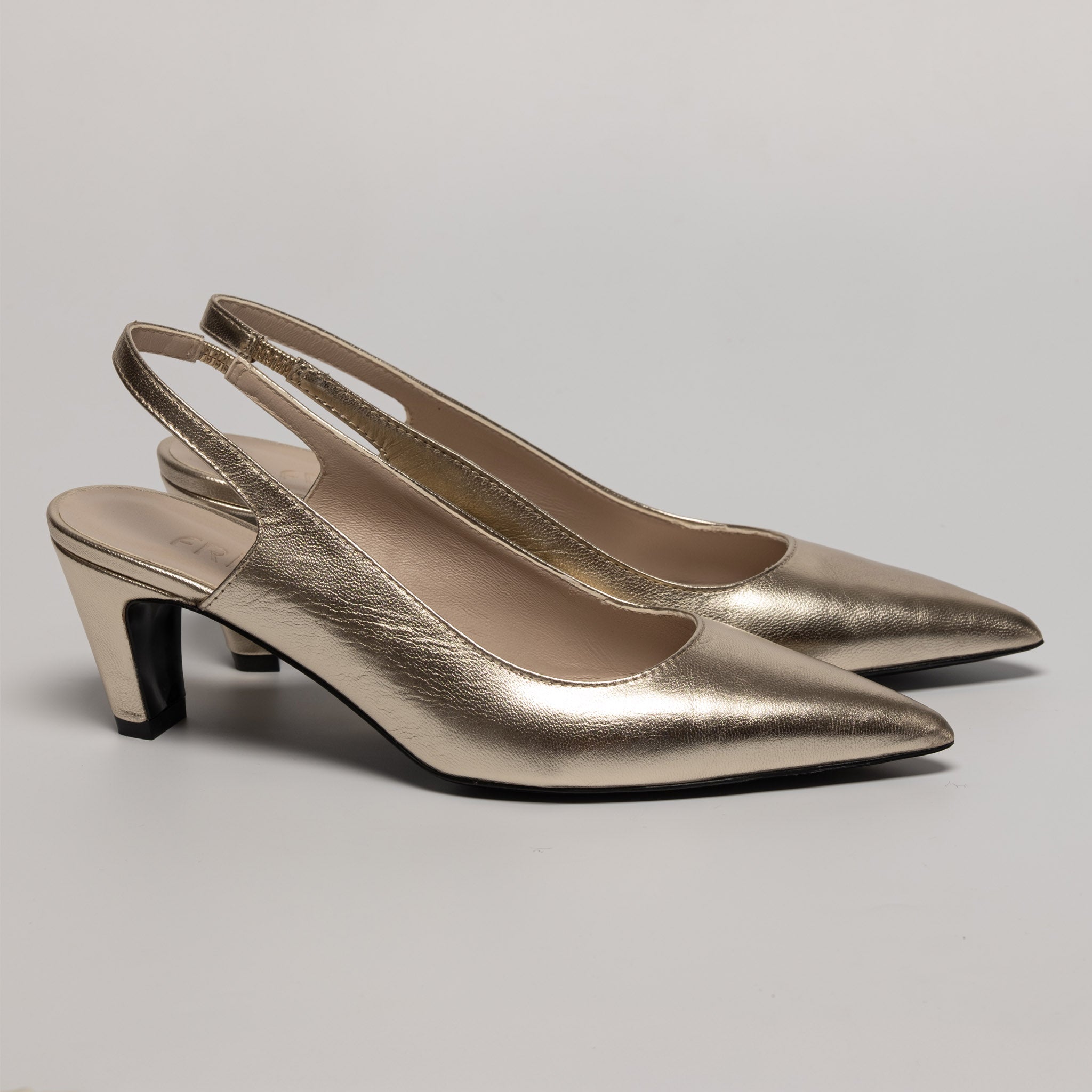 LUCE – Slingback Essential | Nappa platino