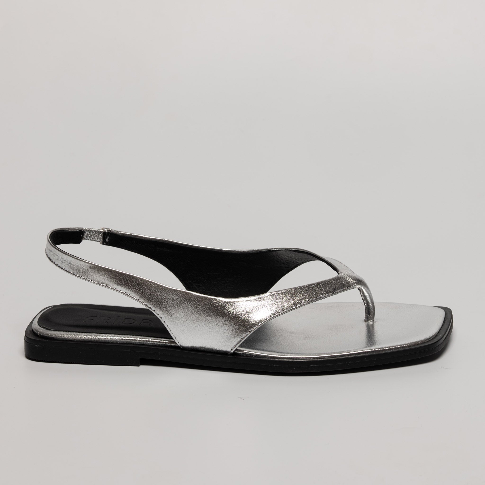 ARIA – Sandalo Essential | Verlux argento