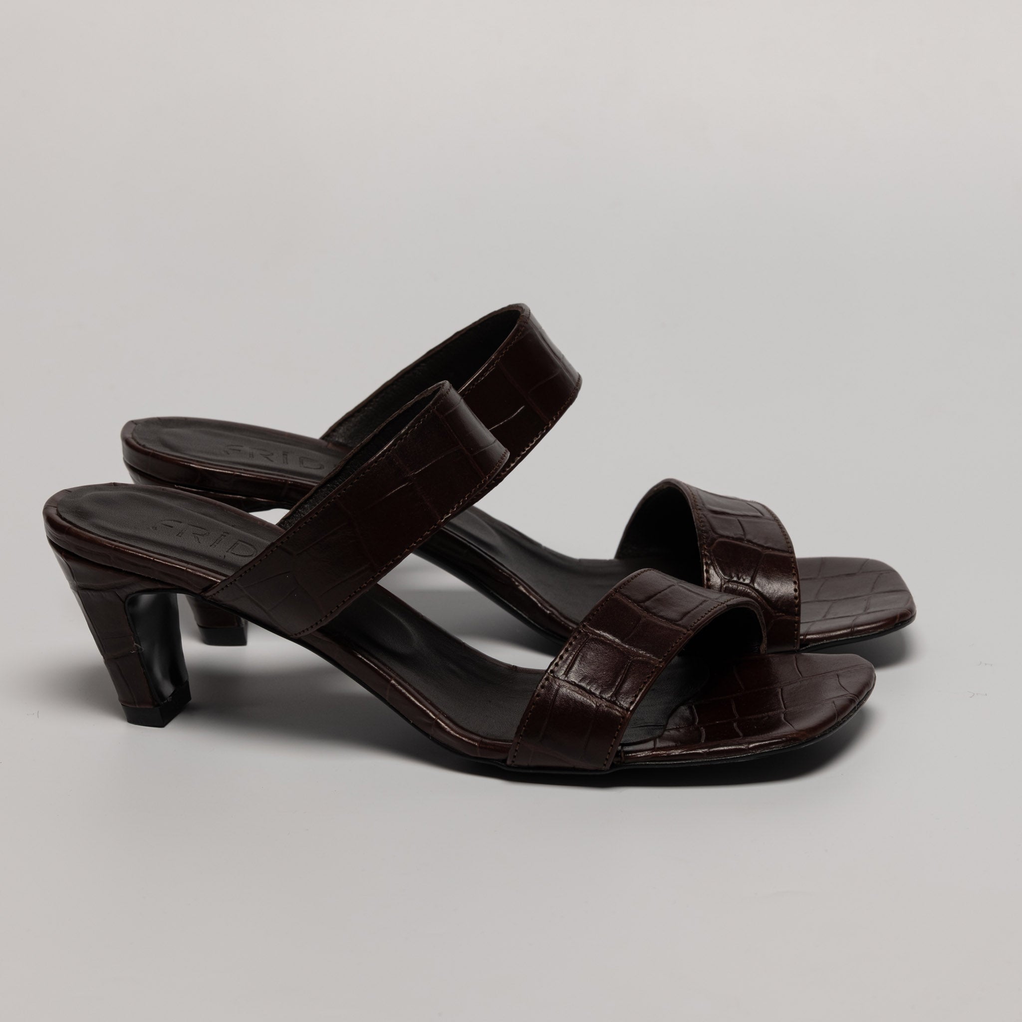 NUDA – Sandalo Essential | Cocco mogano