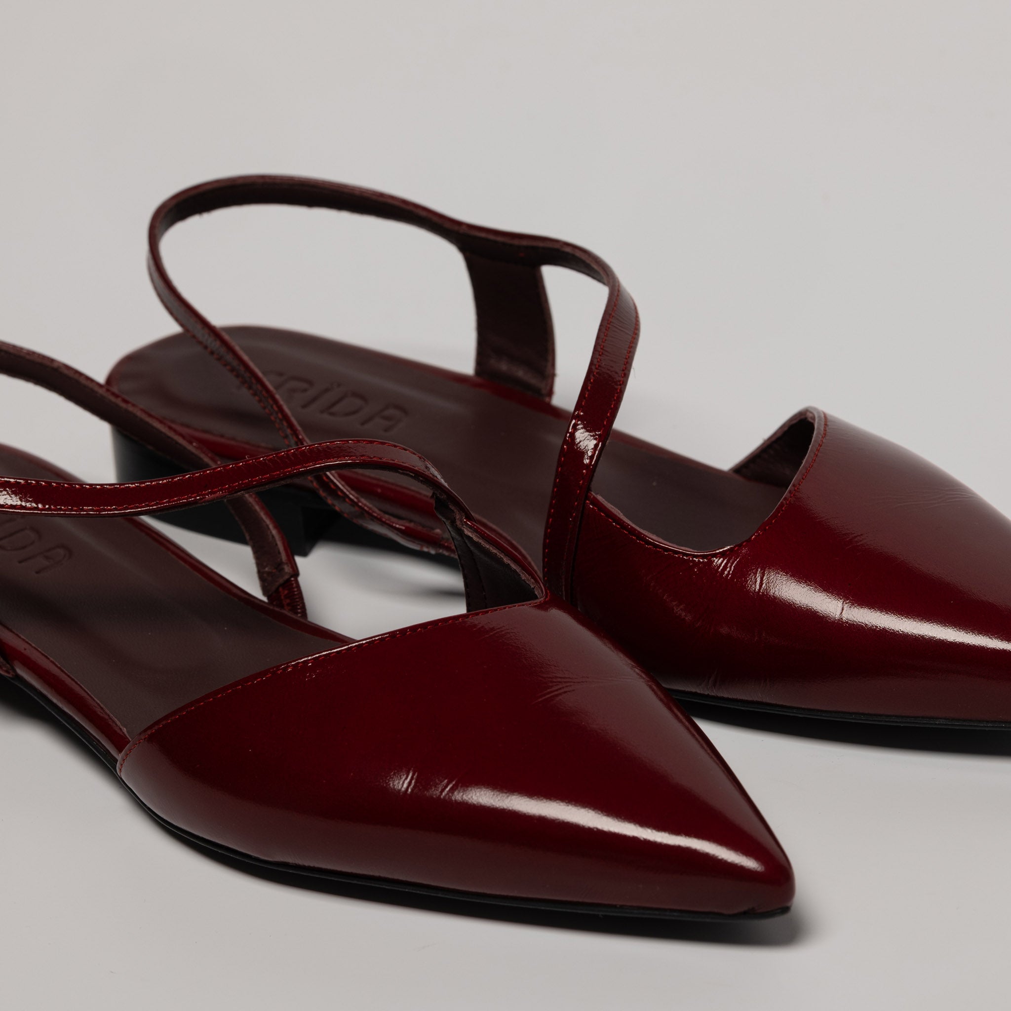 LINEA – Slingback Essential | Verlux rubino