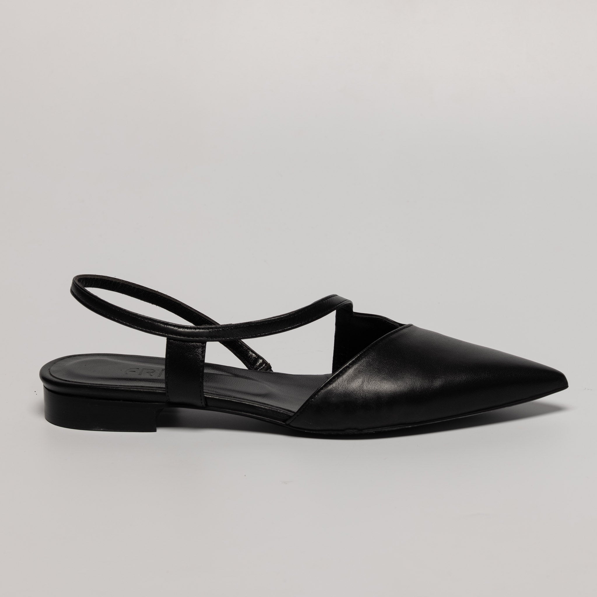LINEA – Slingback Essential | Nappa nera