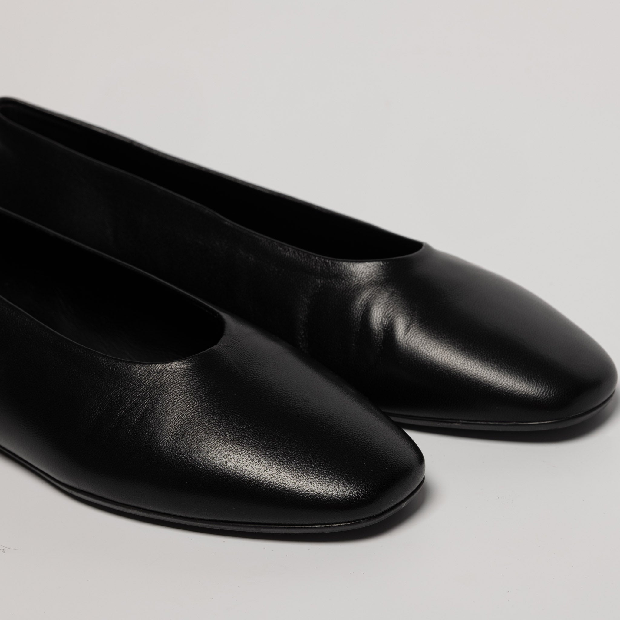 FORMA – Ballerina Essential | Nappa nera