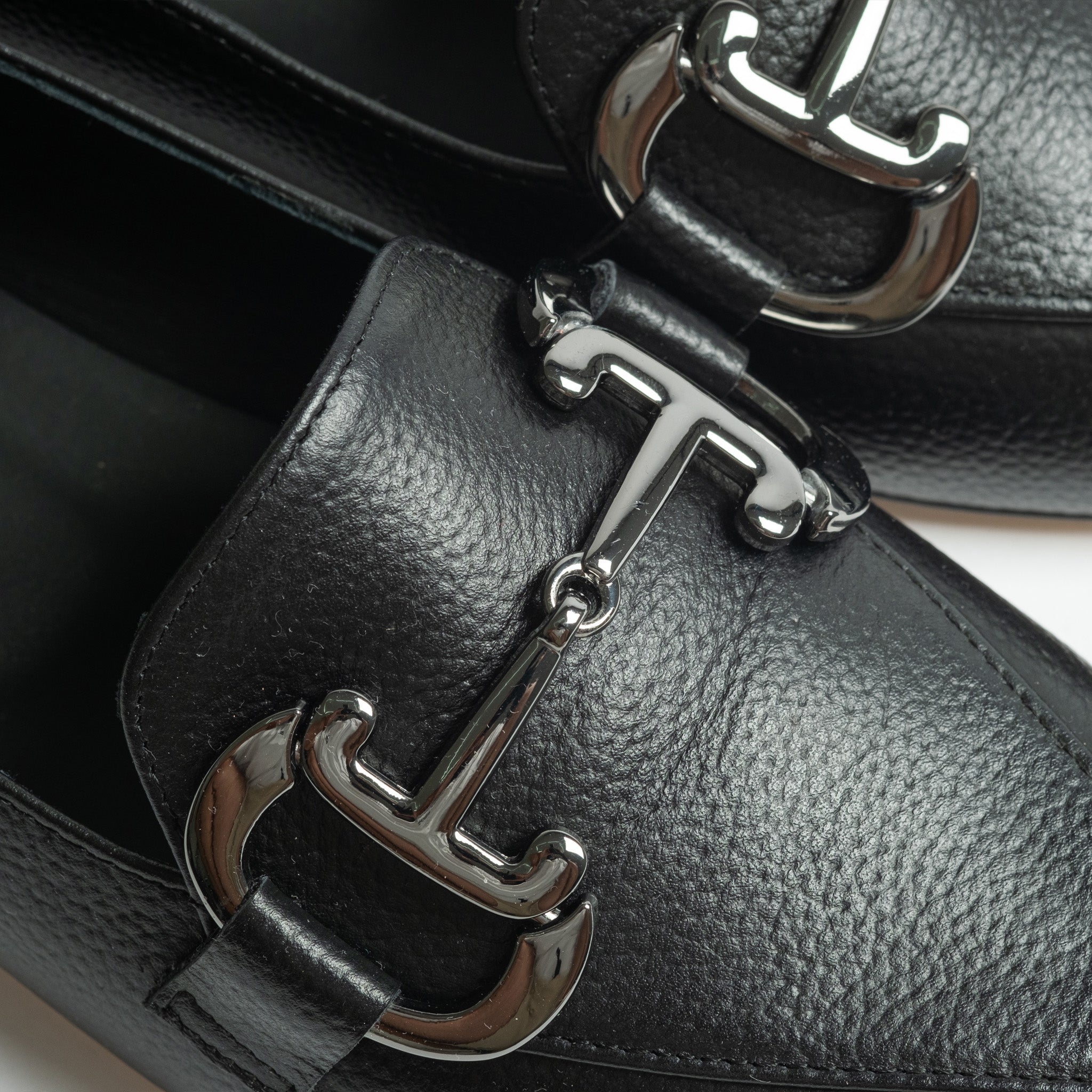 #colore_Vitello bottolato nero